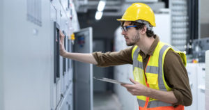 Field service engineer capturing field asset data